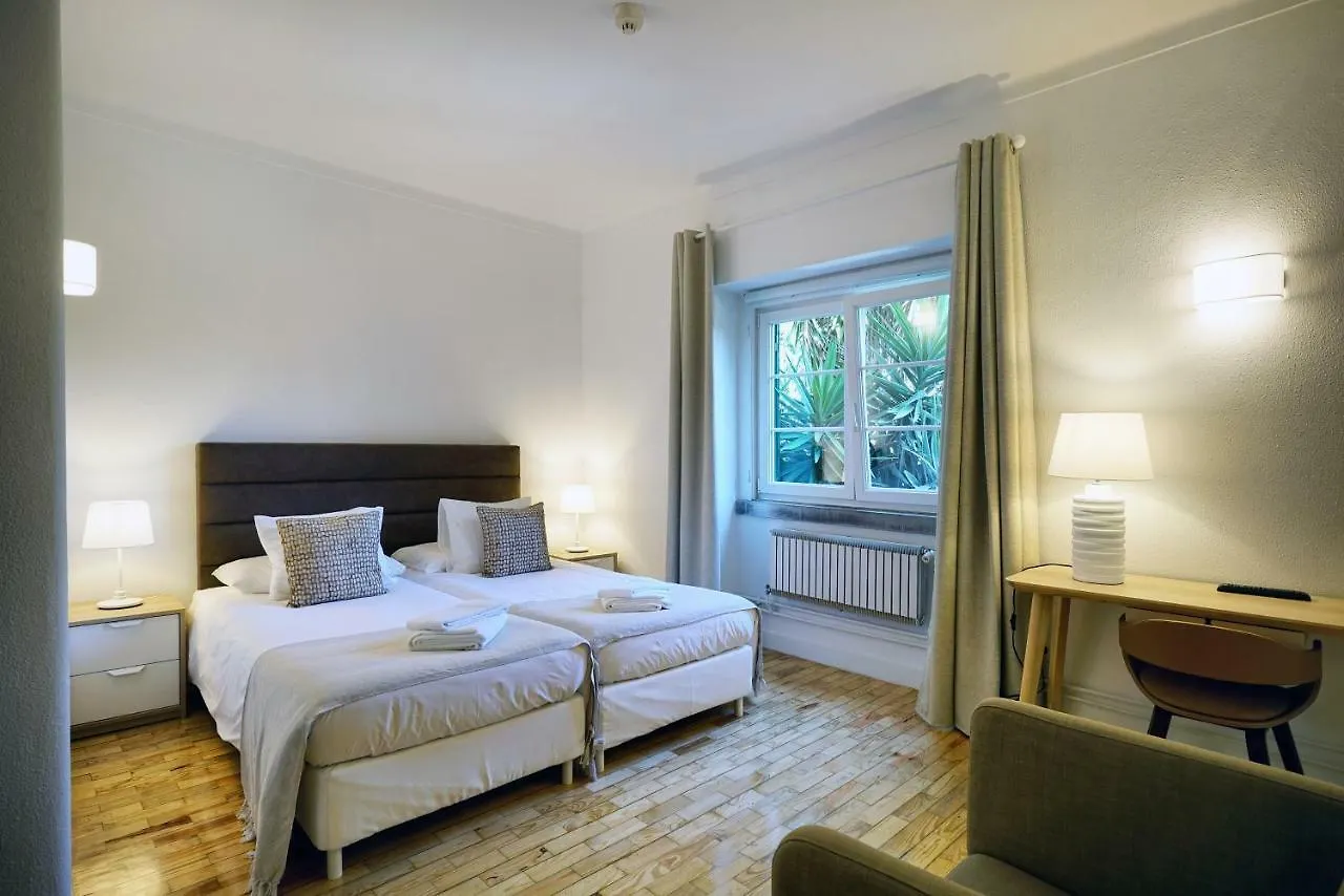 Comfy Sintra Bed & Breakfast 0*,